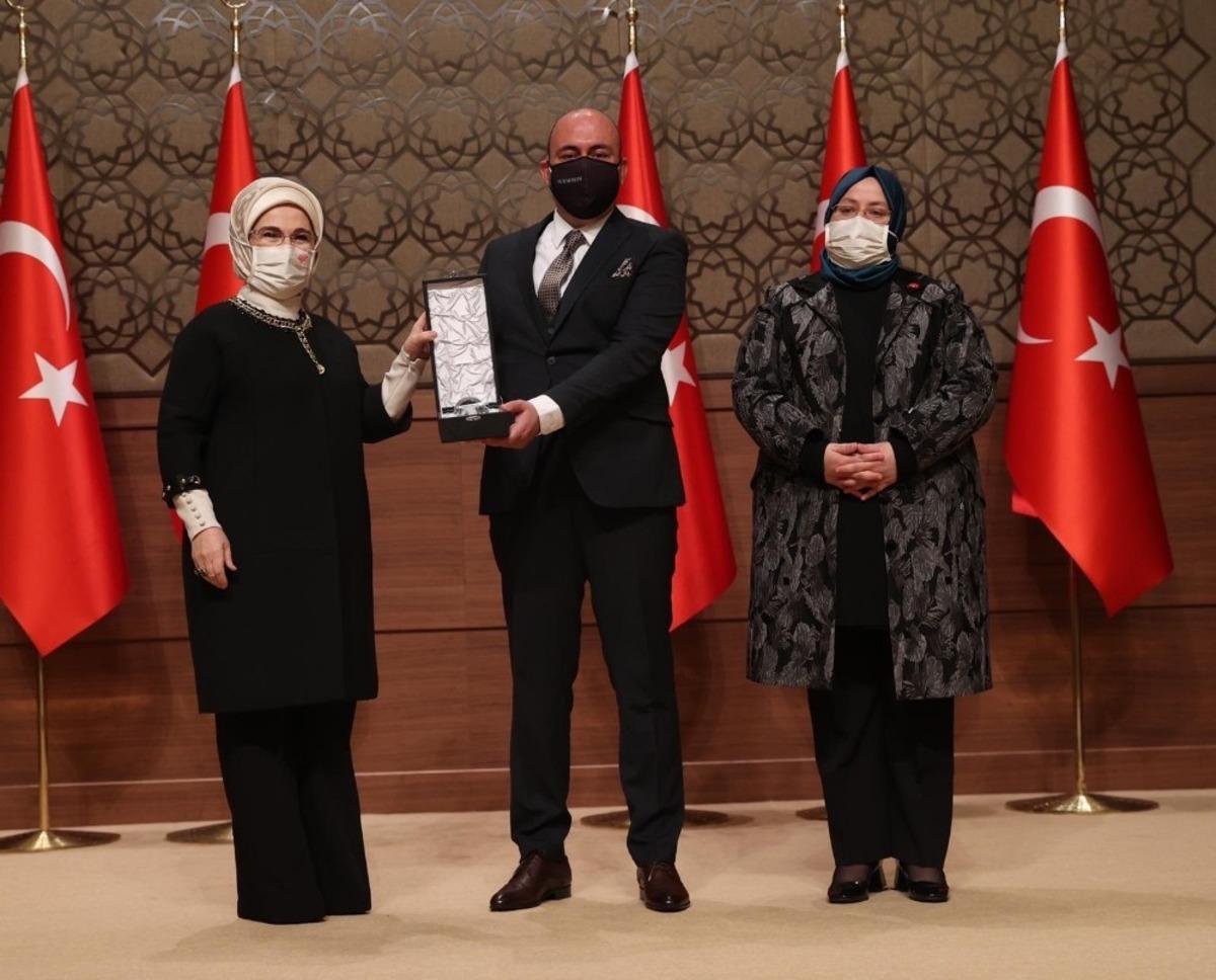 Şehit Fatih Kalu Kız Anadolu İmam Hatip Lisesi&rsquo;ne &lsquo;Erişilebilirlik&rsquo; &ouml;d&uuml;l&uuml;