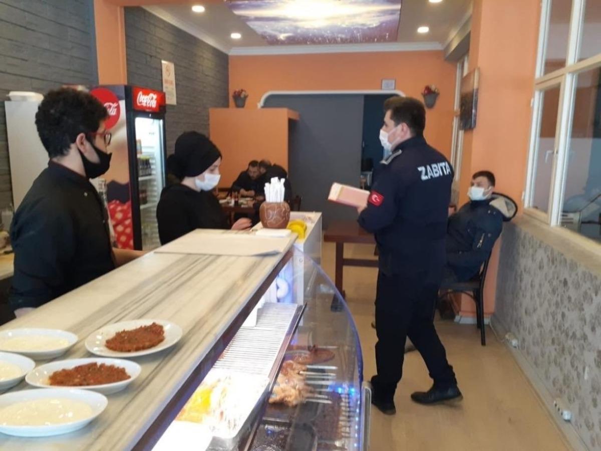 D&uuml;zce&rsquo;de korona vir&uuml;s denetimleri s&uuml;r&uuml;yor