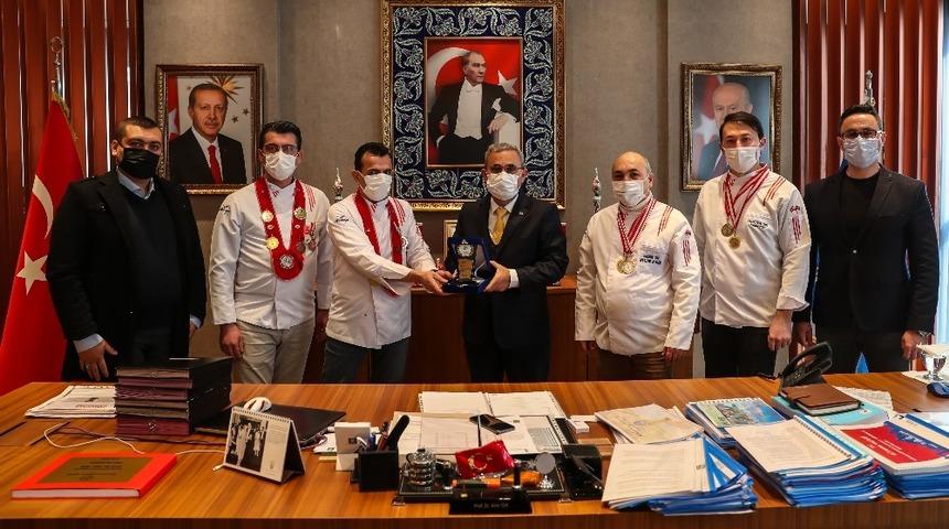 Y&ouml;resel yemekler yarışacak