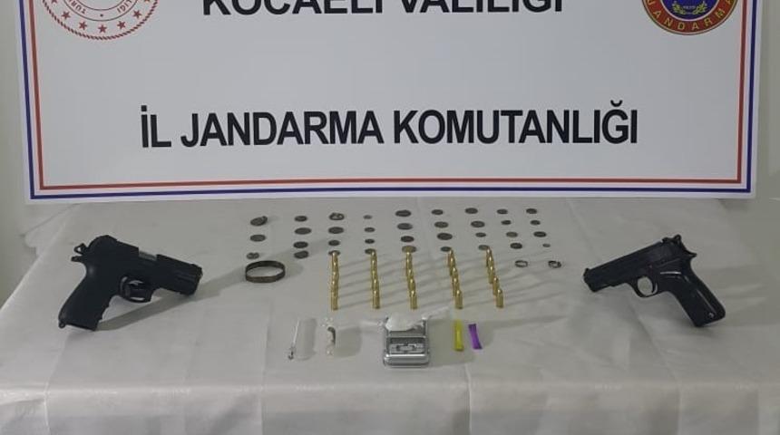 Kocaeli&rsquo;de 38 adet tarihi metal para ele ge&ccedil;irildi