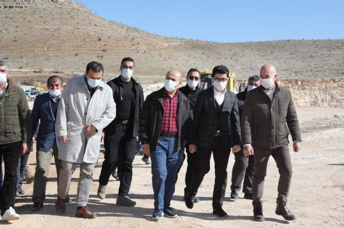 Mardin B&uuml;y&uuml;kşehir Belediyesi 600 kilometrelik asfalt &ccedil;alışması yapacak