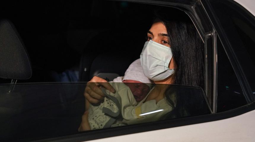 Avrasya Tüneli'nde doğum! 'Tünele 2 kişi girdik 3 kişi çıktık'