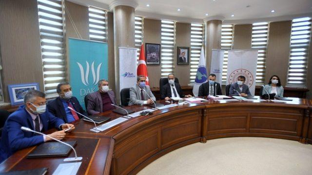 Van YYÜ’de ‘Girişimcilik ve İş Fikri Yarışması İşbirliği Protokolü’ imzalandı
