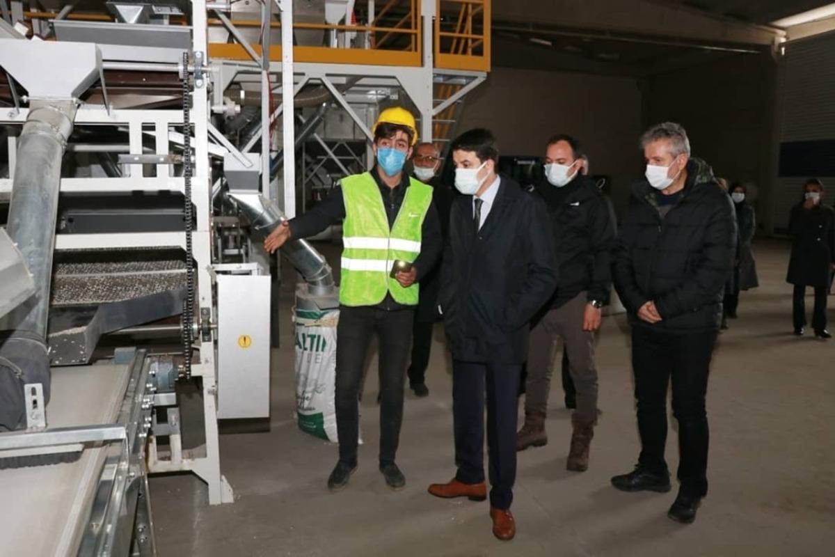 Kaymakam Dağ&rsquo;dan bakliyat paketleme tesisi ziyareti