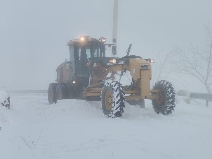 Nazilli Belediyesi karla mücadeleye devam ediyor G1