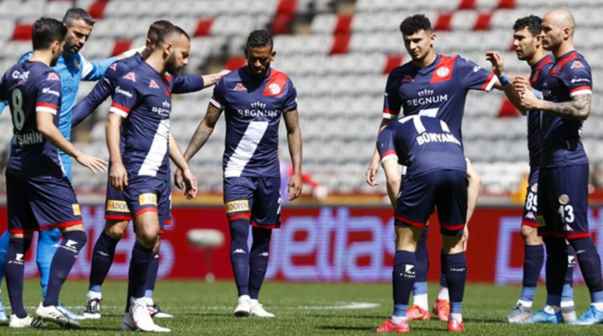 Antalyaspor'da 1000 puan heyecanı