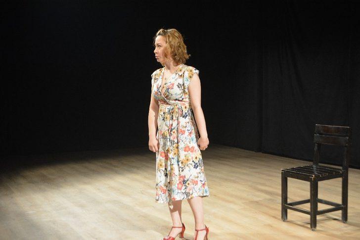 Kadın Oyunları Festivali’ne “Evin Kokusu” sindi G4