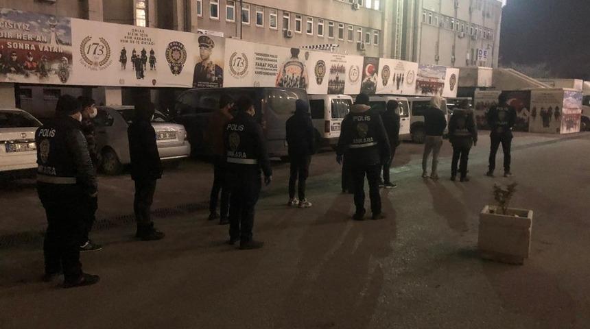 Başkent&rsquo;te Afganistan uyruklu 39 d&uuml;zensiz g&ouml;&ccedil;men yakalandı