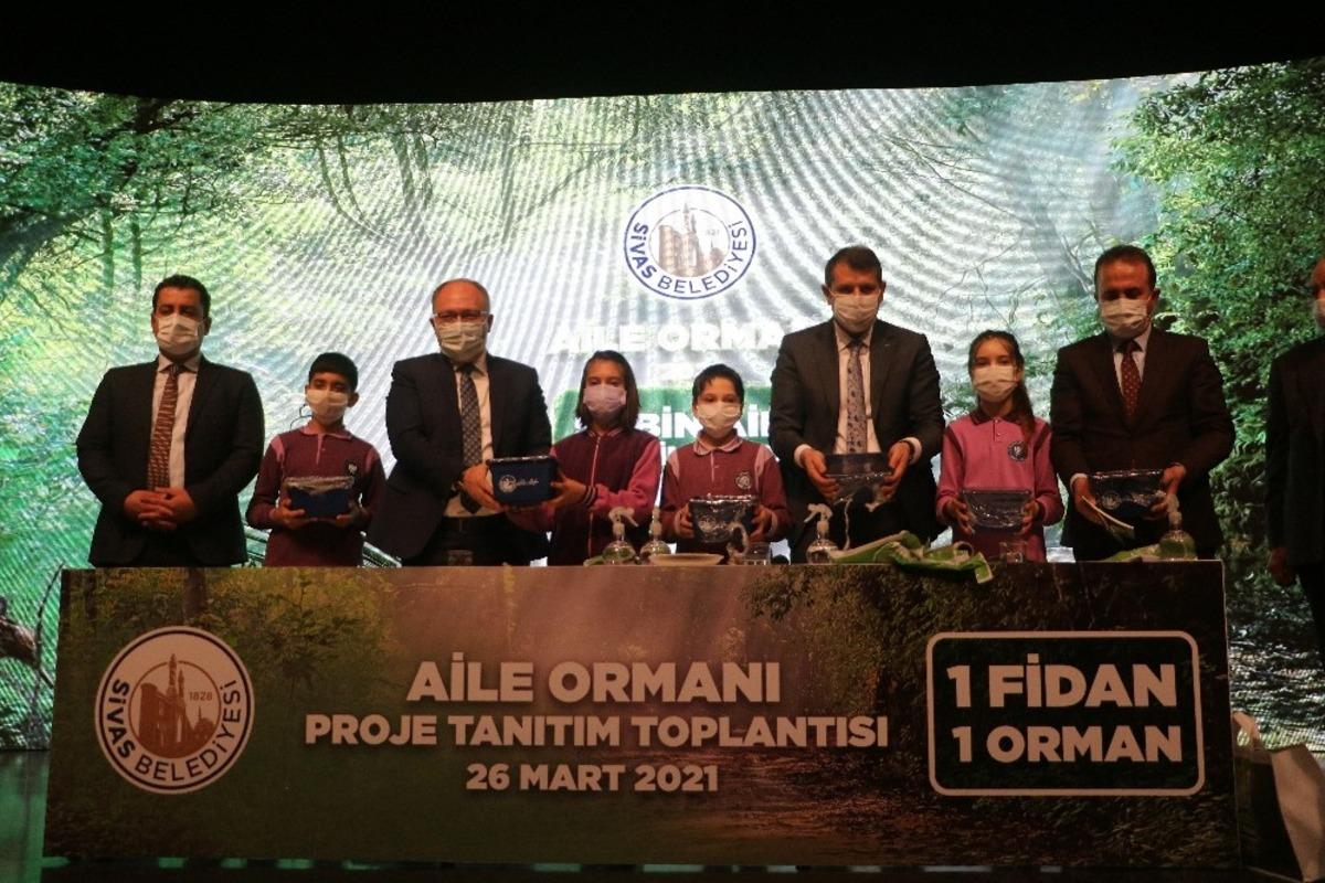 Sivas&rsquo;ta 58 bin aileye 580 bin fidan dağıtılacak