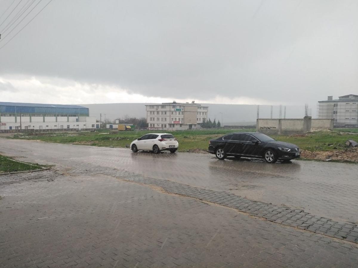 Yavuzeli&rsquo;ni dolu vurdu