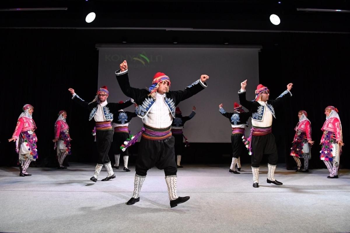 Konyaaltı Belediyesi Halk Oyunları topluluğu bir yaşında