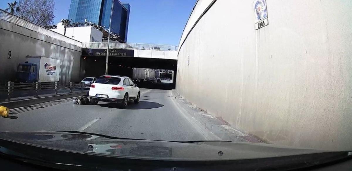 (&Ouml;zel) Epilepsi n&ouml;beti ge&ccedil;iren motosiklet s&uuml;r&uuml;c&uuml;s&uuml; &ouml;l&uuml;mlerden d&ouml;nd&uuml;