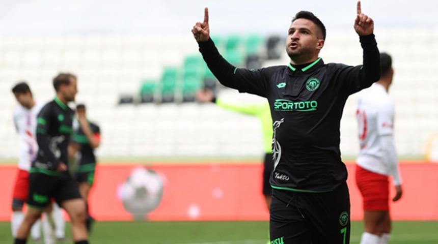 Başakşehir sezonu sıkıntısız tamamlamayı hedefliyor