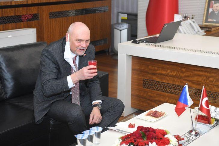 Başkan Büyükkılıç, Çek Büyükelçi’yi ağırladı G3