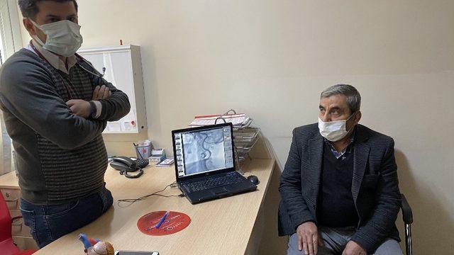 Niğde’de damar rahatsızlığı olan hastanın boynuna stent takıldı