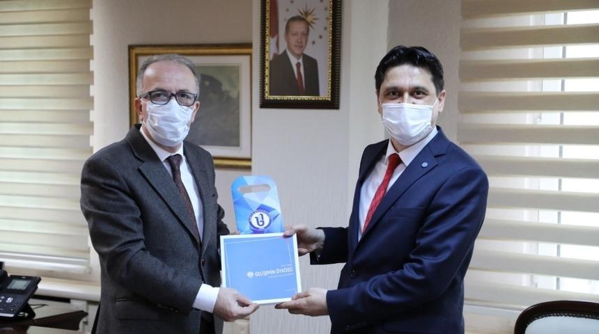 İŞKUR İl M&uuml;d&uuml;r&uuml; Solak, Rekt&ouml;r Uzun&rsquo;u ziyaret etti