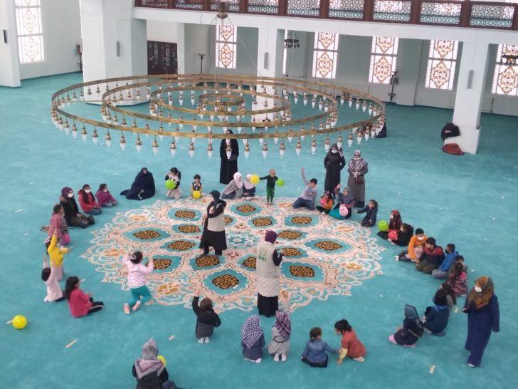 Camiler çocuklarla çiçek açtı G2