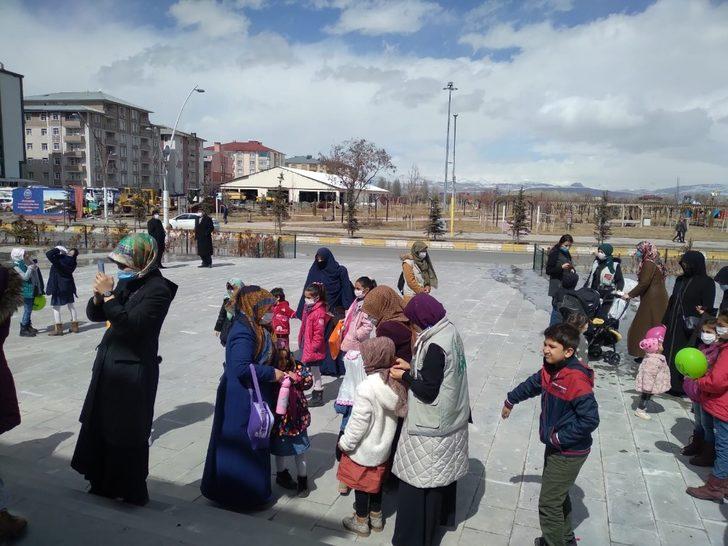 Camiler çocuklarla çiçek açtı G4