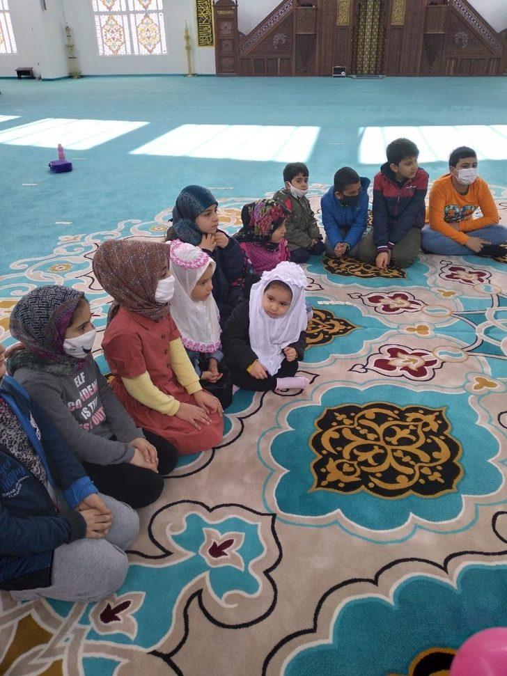 Camiler çocuklarla çiçek açtı G5