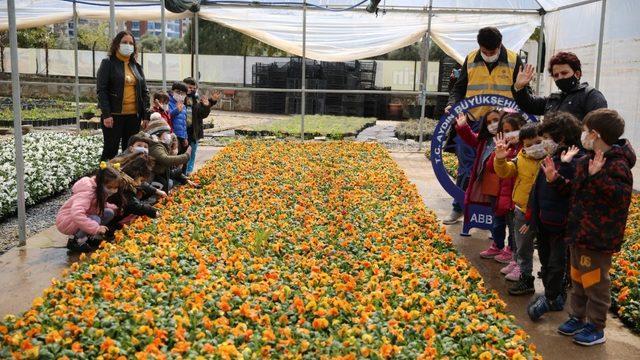 Miniklerden Aydın Büyükşehir Belediyesi’nin fidanlığına ziyaret