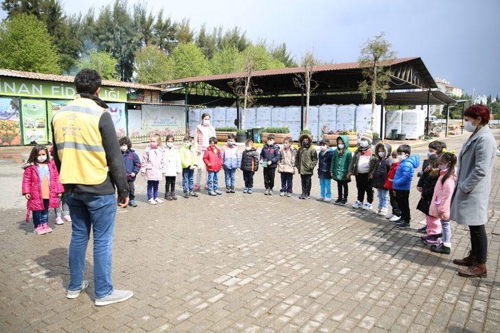 Miniklerden Aydın Büyükşehir Belediyesi’nin fidanlığına ziyaret G3