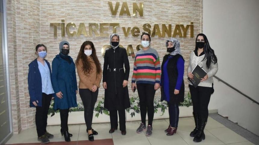 Van’da “Kadın Girişimciler Kooperatifi” kuruldu