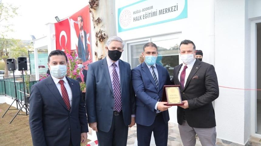 Bodrum&rsquo;da a&ccedil;ılan Halk Eğitim Merkezi&rsquo;nde y&uuml;zlerce kursiyer eğitim g&ouml;recek