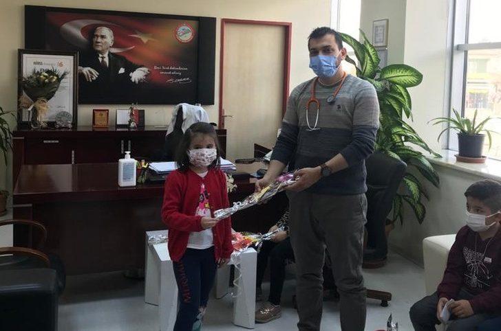 Öğrencilerden sağlık çalışanlarına mektup G2