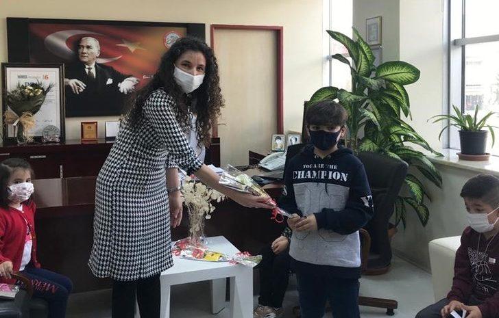 Öğrencilerden sağlık çalışanlarına mektup G4