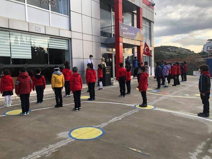 Milas’ta 124 okulun 102’sinde yüz yüze eğitime ara verildi G4