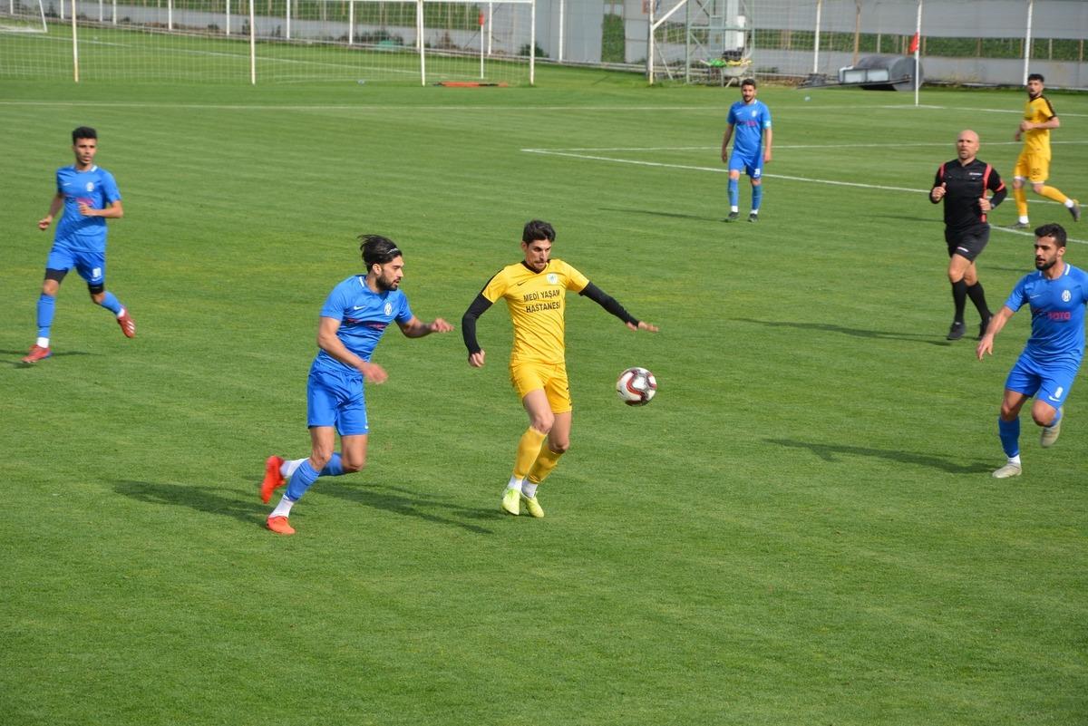 Korkuteli Belediyespor, hazırlık ma&ccedil;ında sahadan galip ayrıldı