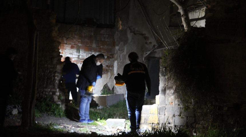 İzmir'de vahşet! 5 aylık hamile olan 17 yaşındaki Sezen Ünlü sokak ortasında öldürüldü