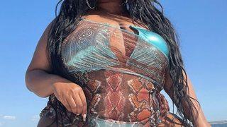 Lizzo yeni koleksiyonunu görücüye çıkarttı