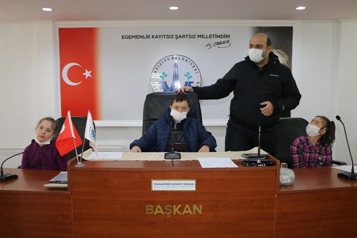 Aziziye Belediyesi&rsquo;nden anlamlı etkinlik