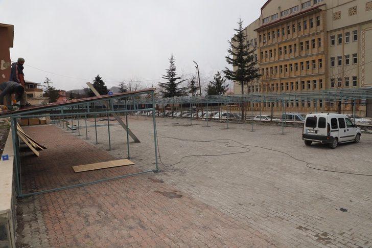 Hakkari’de "Halk Pazarı" çalışmaları sürüyor G2