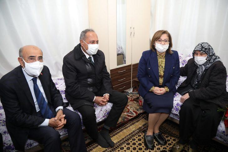 Görme engelli annenin evi tepeden tırnağa yenilendi G1