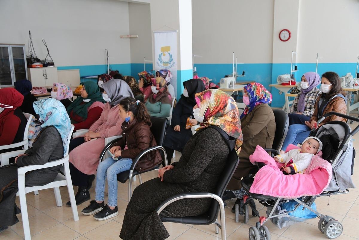 Şanlıurfa&rsquo;da ailelere uyuşturucu ile m&uuml;cadele eğitimi