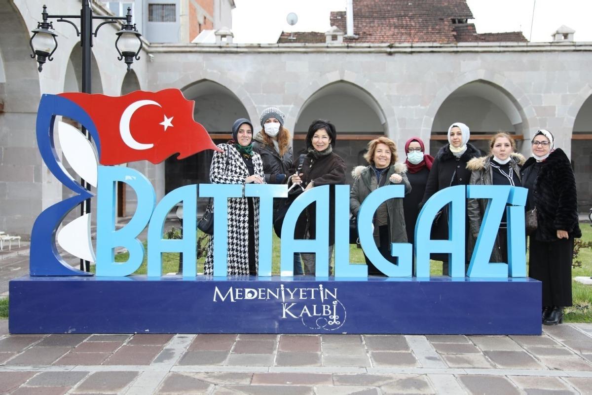 Gurmeler ve yazarlar Battalgazi&rsquo;de buluştu