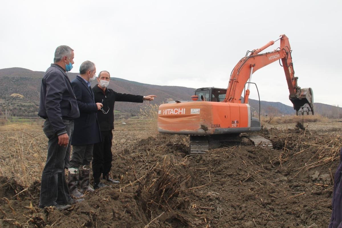 &Ccedil;eltik sulama kanallarındaki temizlik 15 g&uuml;nde tamamlanacak