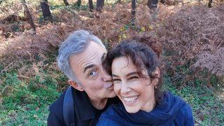 Mehmet Aslantuğ çekti! 47 yaşındaki Arzum Onan'dan bikinili poz