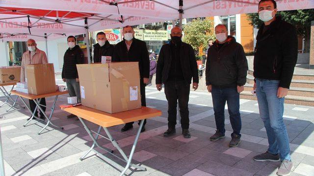 Devrek Belediye Başkanı Bozkurt kandil simidi dağıttı