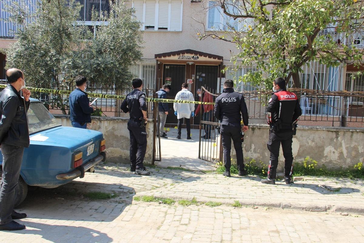 Gen&ccedil; kadın, eski erkek arkadaşı tarafından kalbinden vurularak &ouml;ld&uuml;r&uuml;ld&uuml;