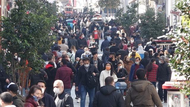 istiklal-caddesi-ve-sahillerde-yogunluk_8654_dhaphoto3