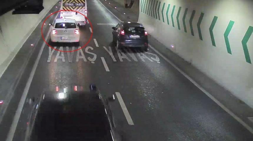 Doğum yapılan aracın Avrasya T&uuml;nel&rsquo;inden ge&ccedil;işi kamerada