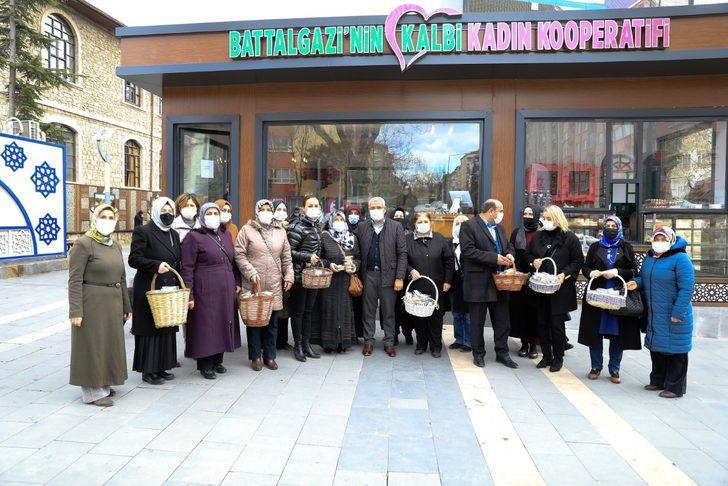 Başkan Güder’den vatandaşa kandil simidi G3