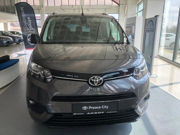 Toyota’nın yeni hafif ticarisi ‘Proace City’ lansman özel fiyatları ile alıcılarını bekliyor G1