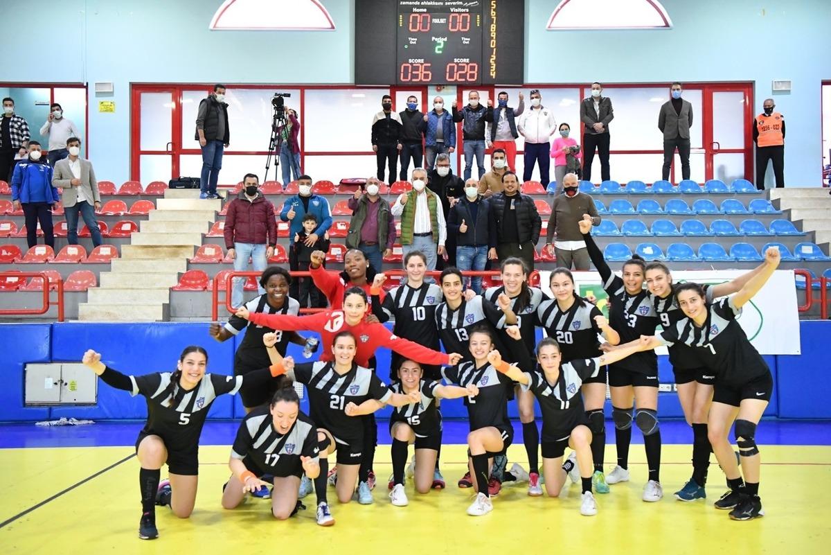 Mavi Kelebekler, Sivas&rsquo;ı da puansız g&ouml;nderdi