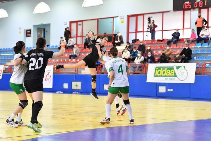 Mavi Kelebekler, Sivas’ı da puansız gönderdi G3