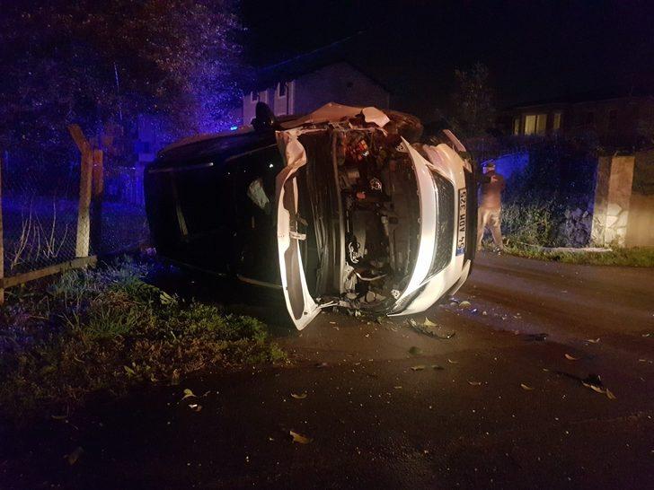 Alkollü sürücünün ağaca çarptığı araç yan yattı: 1 yaralı G2