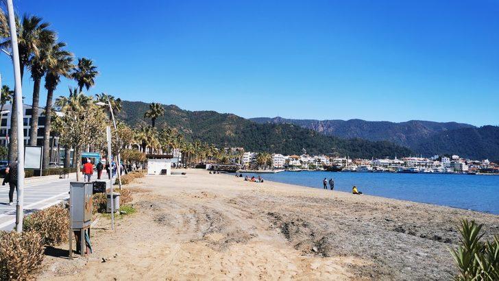 Marmarisliler güzel havanın keyfini çıkardı G4